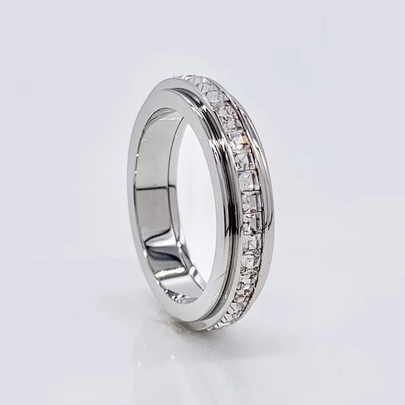 Crystal Statement Spinning Fidget Ring