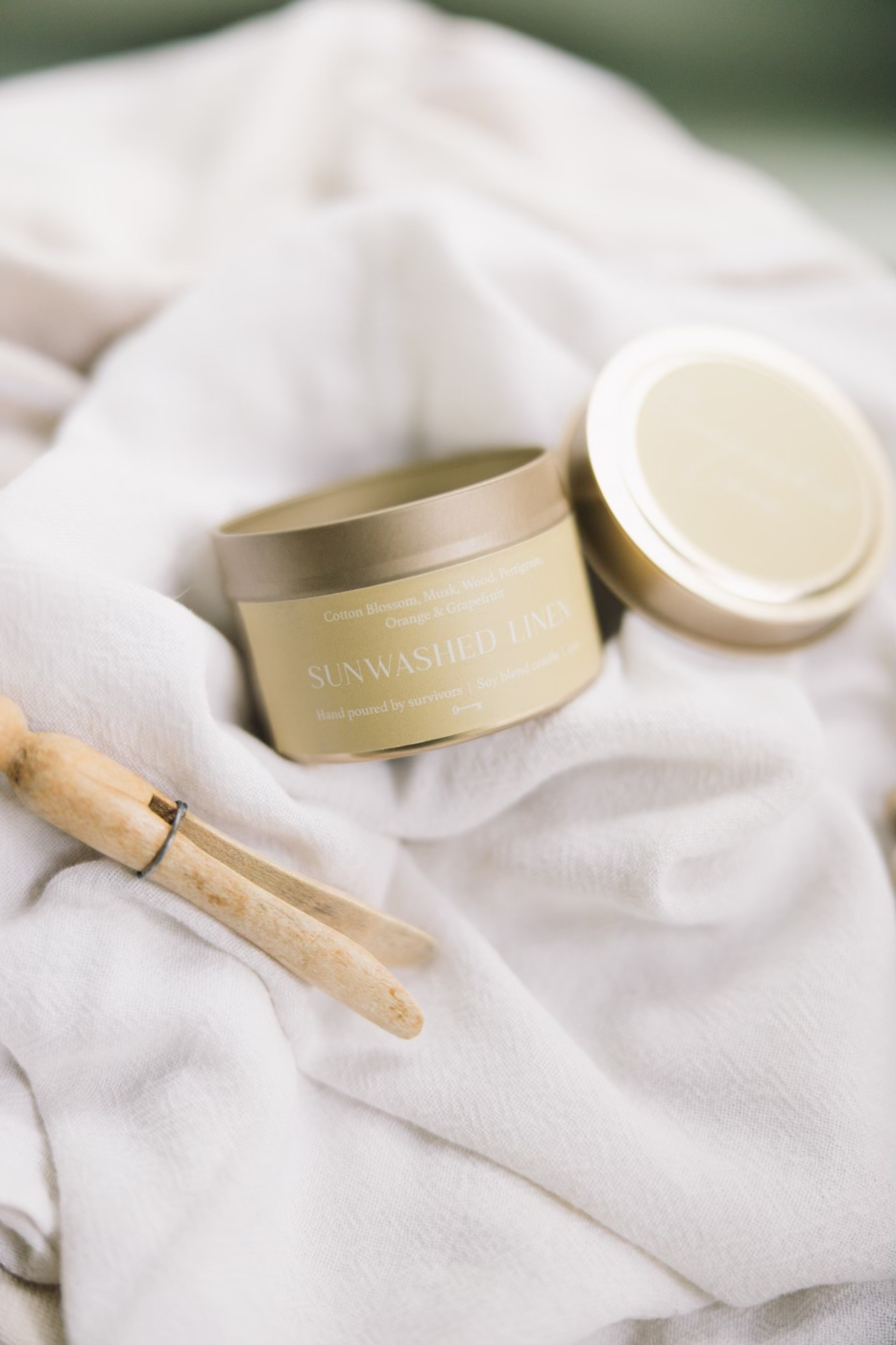 Sunwashed Linen Travel Tin 