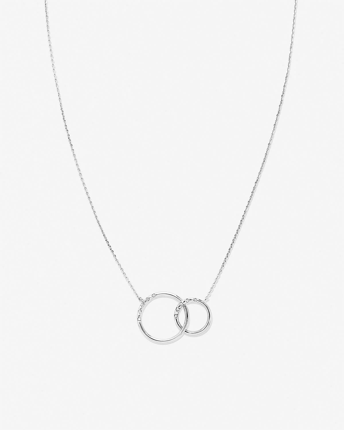 Family Interlocking Circles Necklace