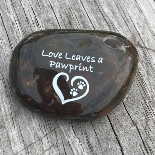 Love Leaves a Pawprint | Stone