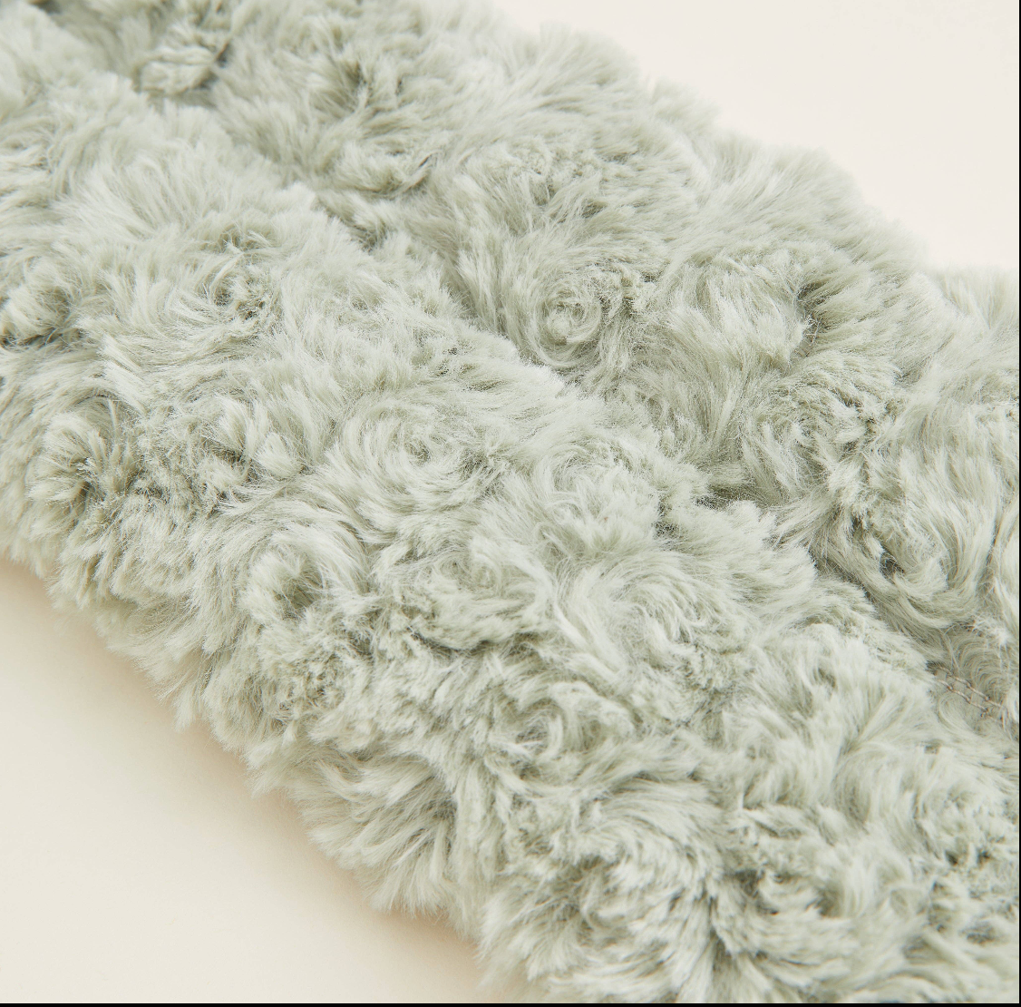 Curly Warmies Neck Wrap