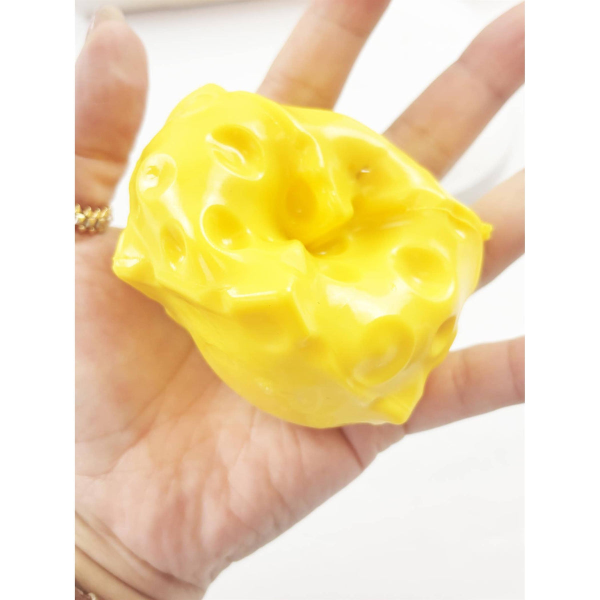 Crunchy and Scented Cheese Cube Squishy