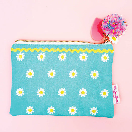 Darling Daisy Zippered Pouch